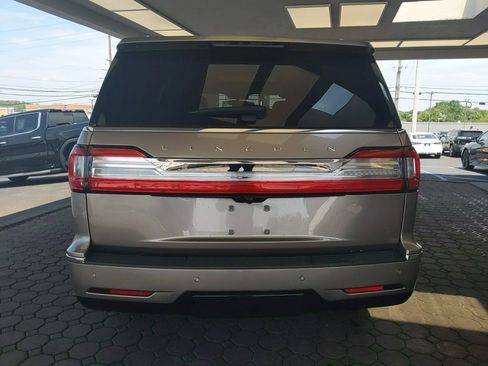 Used 2019 Lincoln Navigator Reserve w/ Cargo Package AWD/4WD image 6