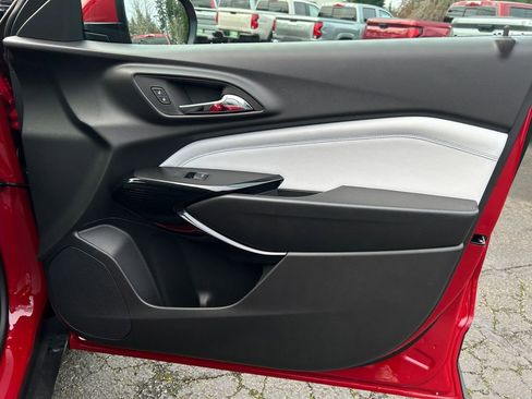 New 2026 Chevrolet Trax LT w/ Driver Confidence Package image 25