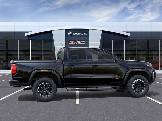 New 2026 GMC Canyon AT4 w/ Off-Road Front Bumper Package AWD/4WD image 5