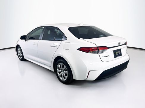 Used 2024 Toyota Corolla LE FWD image 5