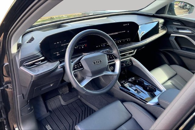 Used 2025 Audi Q5 Premium Plus AWD/4WD image 14