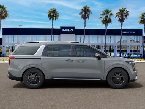 New 2026 Kia Carnival SX FWD image 7
