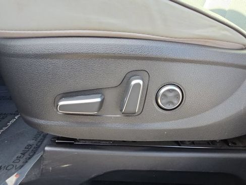 Used 2024 Hyundai Palisade SEL FWD image 11
