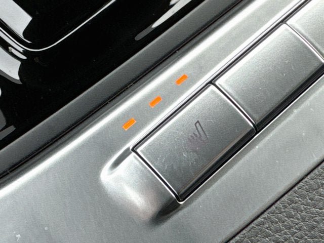 Certified 2026 Kia Carnival EX FWD image 20