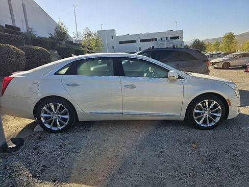 Used 2013 Cadillac XTS Luxury w/ Driver Awareness Package image 11