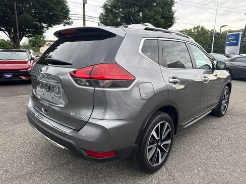 Used 2017 Nissan Rogue SL w/ SL Premium Package AWD/4WD image 19