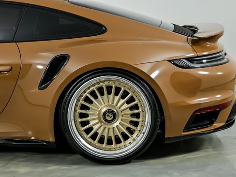Used 2025 Porsche 911 Turbo S AWD/4WD image 9
