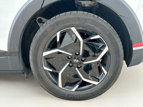 Used 2024 Hyundai Ioniq 5 SEL image 11