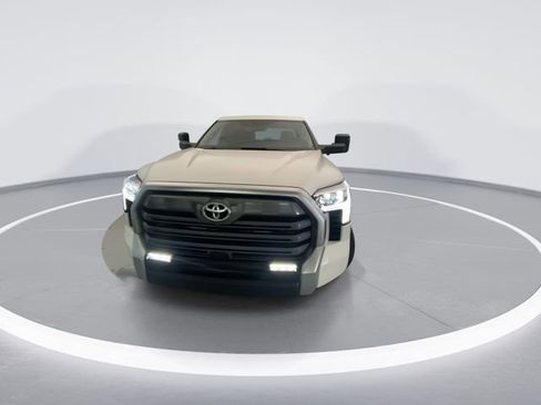 Used 2023 Toyota Tundra Limited AWD/4WD image 9