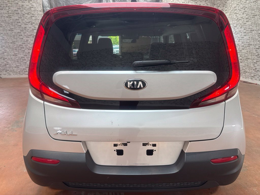 Used 2020 Kia Soul LX FWD image 6