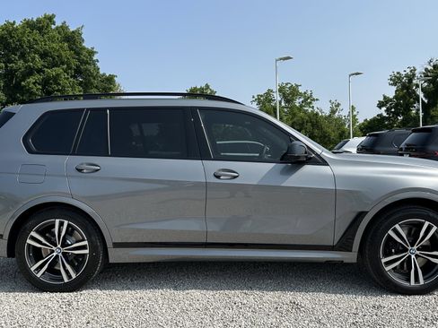 Certified 2026 BMW X7 M60i image 12