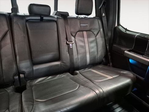 Used 2019 Ford F250 Platinum w/ Platinum Ultimate Package image 18