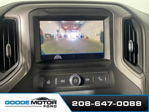 Used 2021 GMC Sierra 3500 4x4 Crew Cab w/ Fleet Convenience Package image 17
