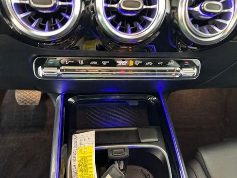 Used 2023 Mercedes-Benz GLA 250 4MATIC w/ Premium Package image 22