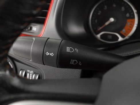 Certified 2023 Jeep Renegade Trailhawk w/ Trailhawk Elite Group image 25