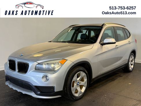 Used 2015 BMW X1 sDrive28i RWD image 1