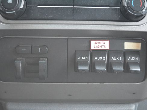 Used 2014 Ford F250 XLT w/ FX4 Off-Road Package image 24