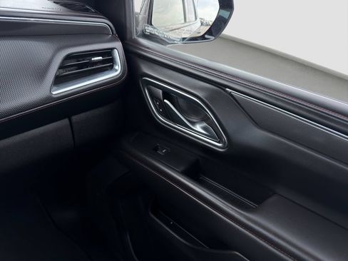 Used 2023 Chevrolet Tahoe RST AWD/4WD image 17