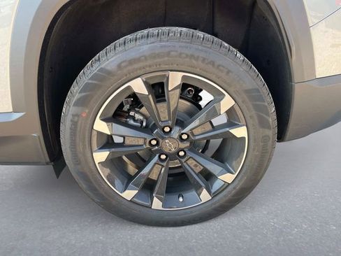 New 2026 Chevrolet Equinox RS w/ Convenience Package III image 11