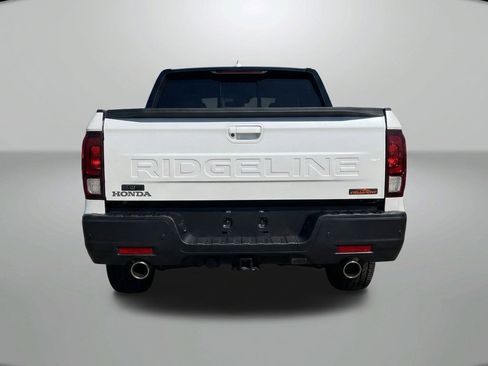 Used 2025 Honda Ridgeline TrailSport image 6
