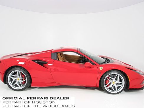 Used 2023 Ferrari F8 Tributo image 26