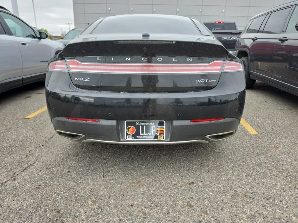 Used 2017 Lincoln MKZ Reserve w/ Luxury Package AWD/4WD image 6