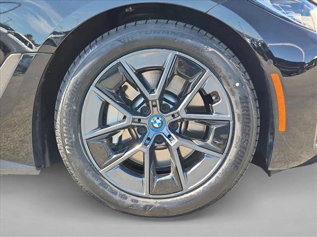 Certified 2022 BMW i4 eDrive40 RWD image 26