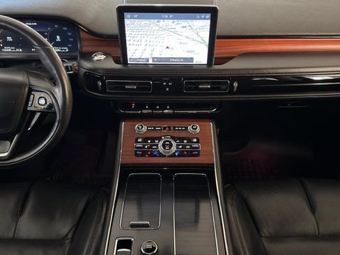 Used 2020 Lincoln Aviator Reserve w/ Equipment Group 202A image 22