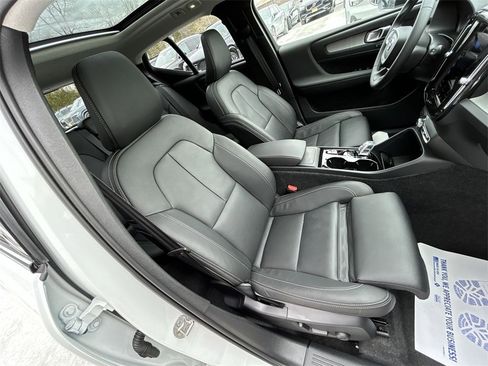 New 2026 Volvo XC40 B5 Plus w/ Protection Package Premier image 25