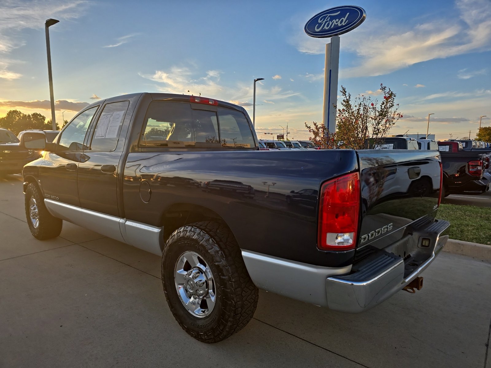 Used 2003 Dodge Ram 3500 Truck SLT RWD image 5