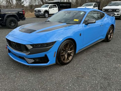 Used 2025 Ford Mustang Dark Horse image 1