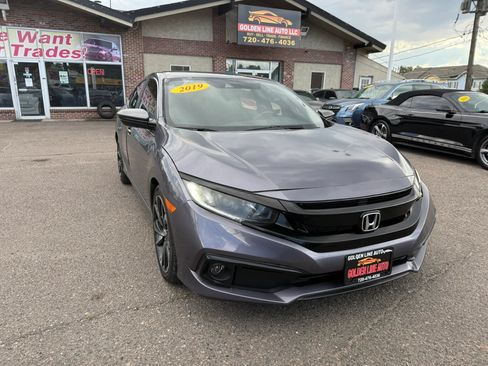 Used 2019 Honda Civic Sport image 2