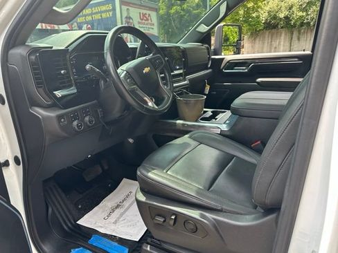Used 2024 Chevrolet Silverado 3500 LTZ w/ LTZ Plus Package AWD/4WD image 10