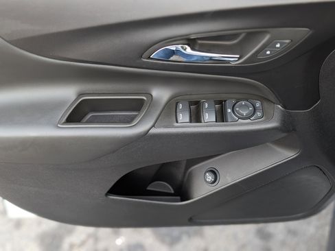 Used 2024 Chevrolet Equinox LT w/ LPO, Floor Liner Package image 27