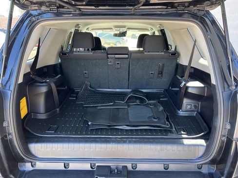 Used 2024 Toyota 4Runner SR5 AWD/4WD image 27