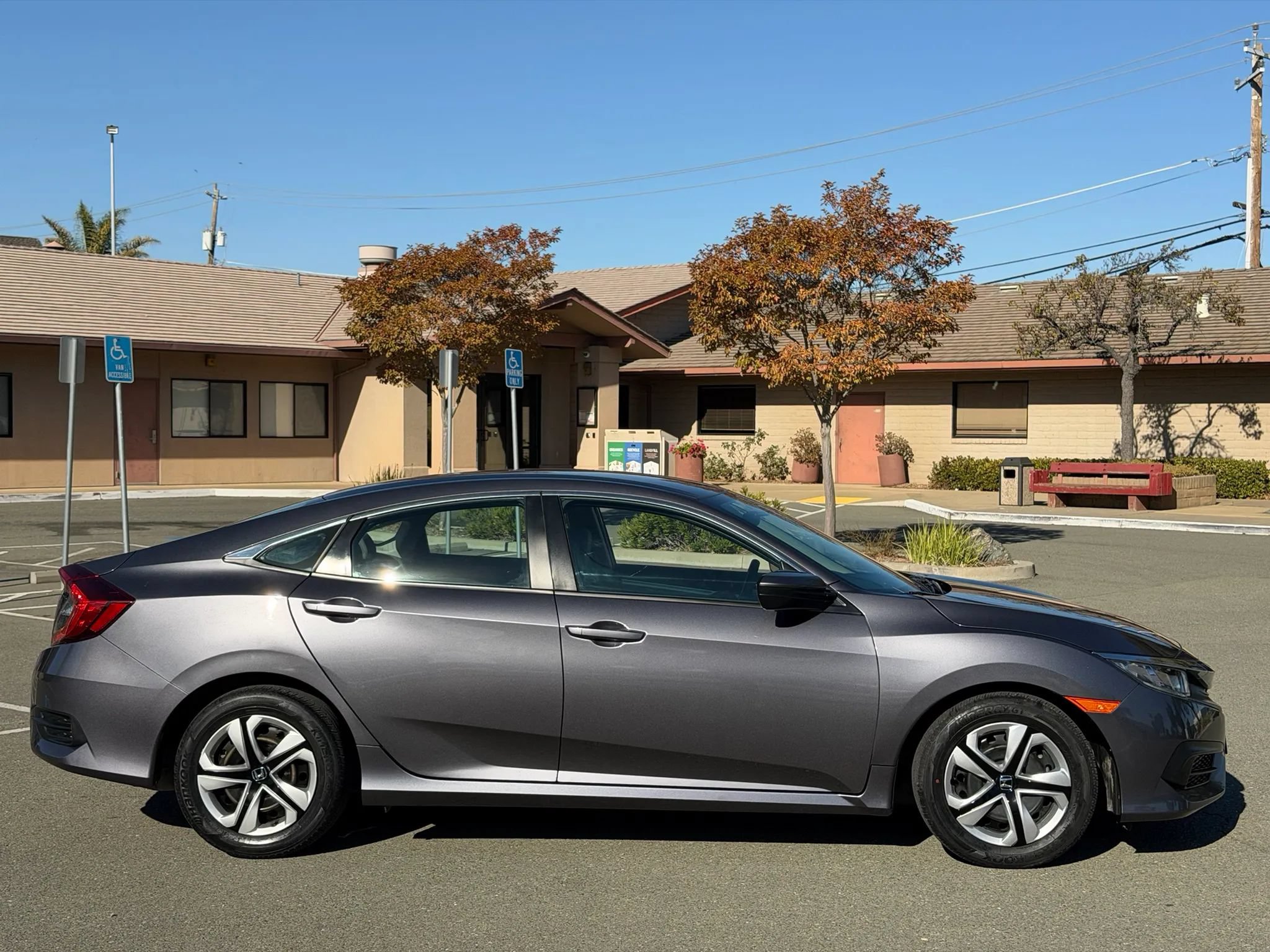 Used 2017 Honda Civic LX image 5
