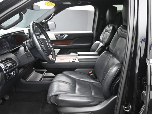 Used 2023 Lincoln Navigator L Reserve AWD/4WD image 16