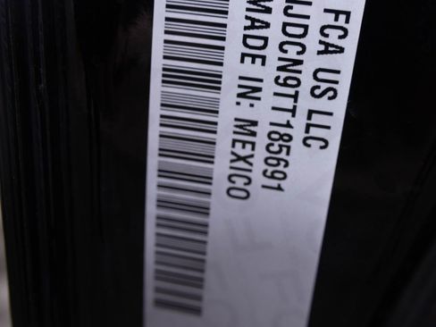 New 2026 Jeep Compass Limited image 38