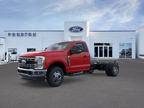 New 2026 Ford F350 XL w/ XL Chrome Package image 1