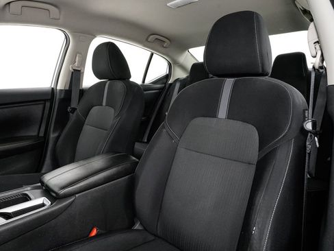 Used 2021 Nissan Sentra SV image 8