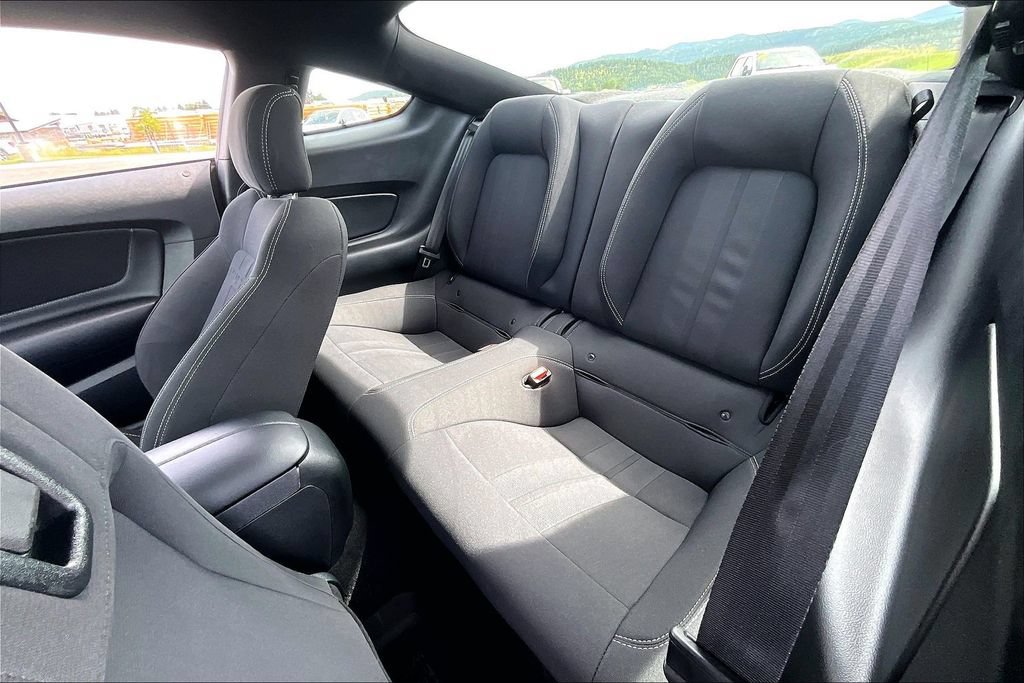 Used 2022 Ford Mustang GT RWD image 26