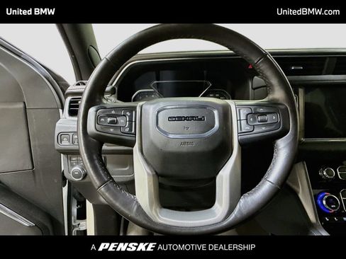 Used 2021 GMC Yukon Denali AWD/4WD image 6