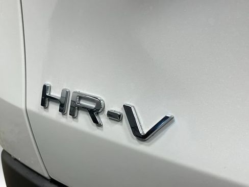 New 2027 Honda HR-V LX image 6