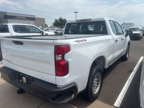 Used 2022 Chevrolet Silverado 1500 W/T w/ WT Fleet Convenience Package AWD/4WD image 4