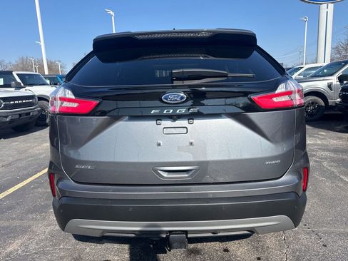 Used 2024 Ford Edge SEL w/ Convenience Package image 7
