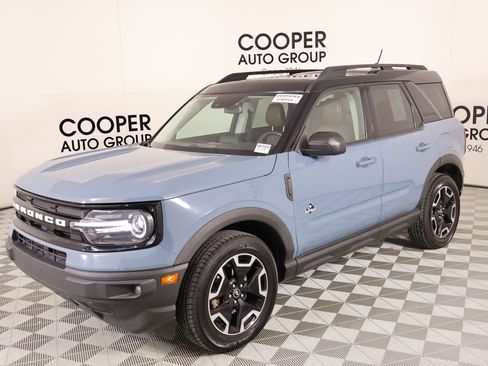 Used 2021 Ford Bronco Sport Outer Banks w/ Outer Banks Package image 10