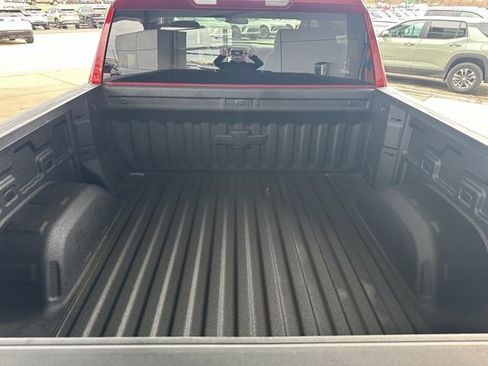 Used 2021 Chevrolet Silverado 1500 RST image 11