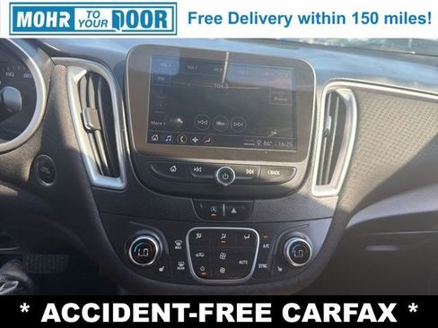 Used 2022 Chevrolet Malibu LT FWD image 19