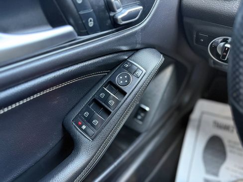 Used 2019 Mercedes-Benz CLA 250 4MATIC image 24