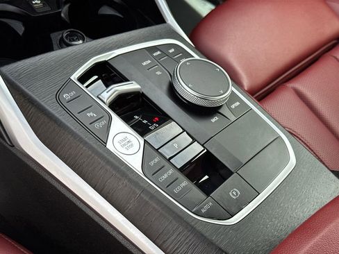 Used 2023 BMW 330i Sedan w/ Premium Package image 50